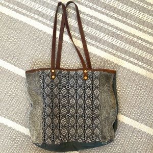 Myra tote bag